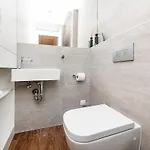 Stunning Modern 2bedroom With Iconic View Apartment