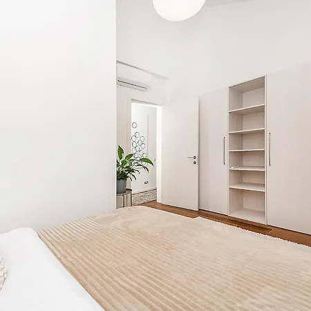 Stunning Modern 2bedroom With Iconic View Praag