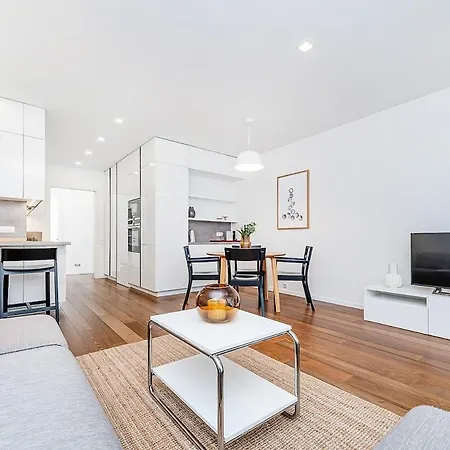 Stunning Modern 2bedroom With Iconic View