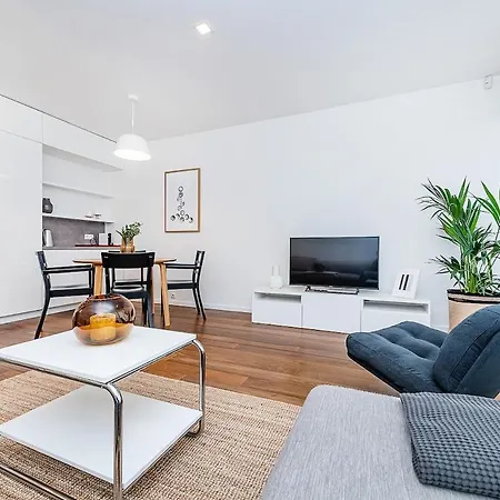 Stunning Modern 2bedroom With Iconic View Apartment Prag
