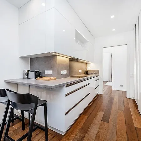 Апартаменты Stunning Modern 2bedroom With Iconic View