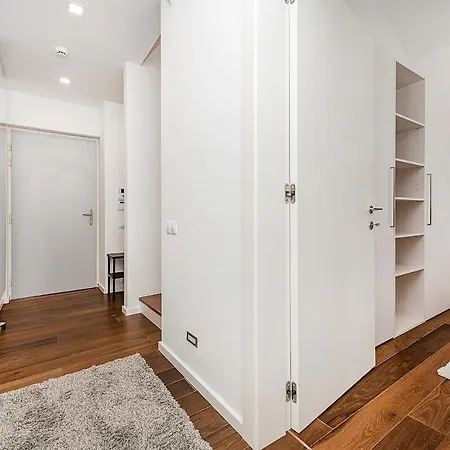 Апартаменты Stunning Modern 2bedroom With Iconic View