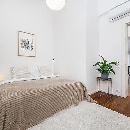 Stunning Modern 2bedroom With Iconic View * Прага
