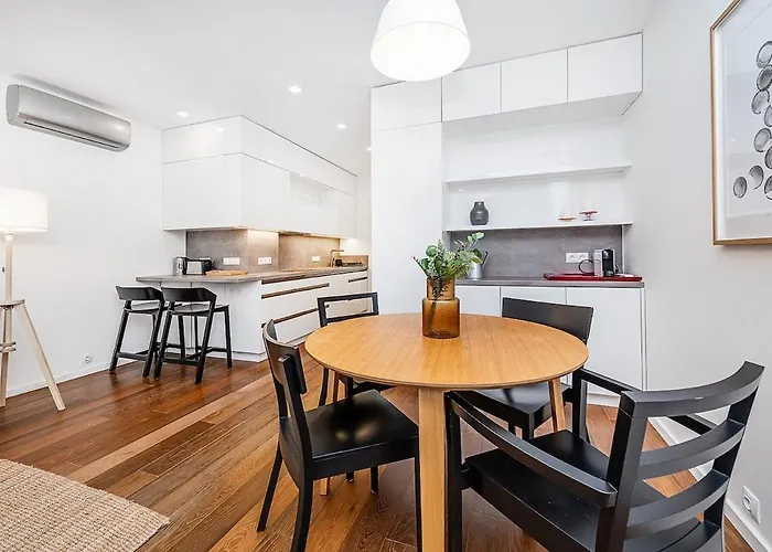 Stunning Modern 2bedroom With Iconic View Appartement *